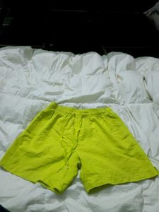 Very Nice Girls And Women Shorts