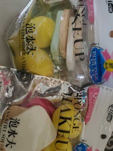 Two Packet Of Makeup Sponges