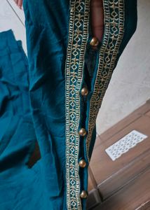Kurti 💙🧡