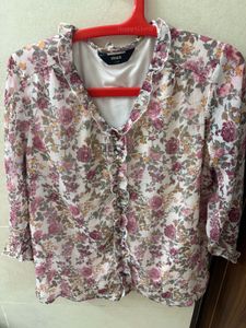 max floral blouse