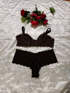 Lace Lingerie Set