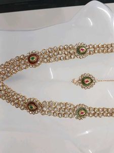 Elegant Kundan Necklace Set
