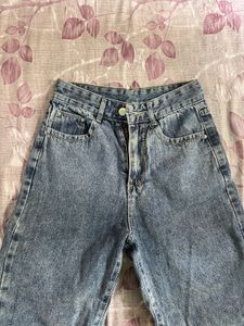 Mom Jeans