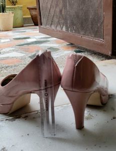 PINK/PEACH HEELS (3.5 INCHES)