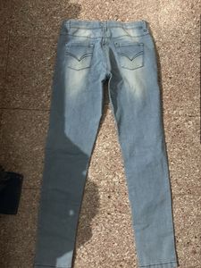 Light Wash Denim Jeans