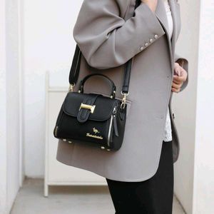 Chic Black Handbag