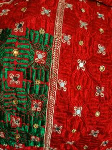 Women Embellished Bridal Bandhani Phulkari Dupatta