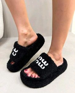 High quality furr heel slides for women 💫