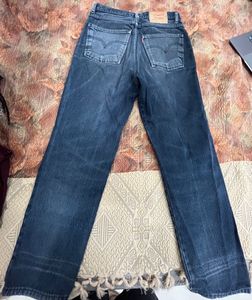 LEVI’S JEANS