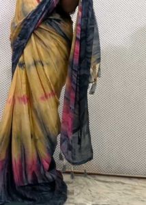 Elegant Saree with Tassels