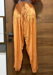 ✨ Peach Embroidered Silk Dupatta Set ✨