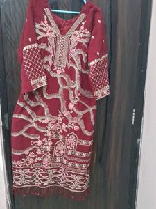 Pakistani Suit &amp;Free Gift