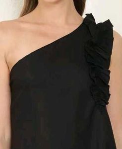 Chic One-Shoulder Black Dress