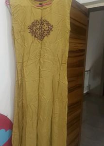 Mustard Sleeveless Kurta
