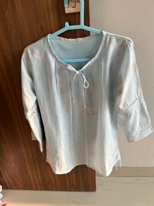 Blue top