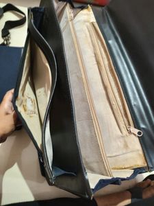 2 sturdy office/document/laptop bag for 300Rs