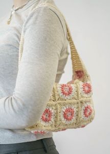Crochet Flower Shoulder Bag