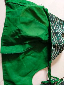 Green Saree With Bandhani Blouse
