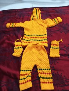 Cute Knitted Baby Set