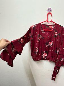 RUFFLE ARMS TOP FOR WOMEN