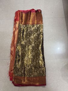 Golden Saree With Blouse