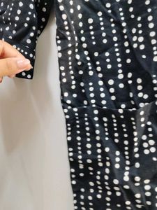 Black &amp; White Dotted Shrug
