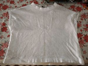 combo of 4 womenSkirt,2top&amp; tshirt