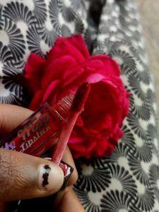 Matte Liquid Lipstick - Red