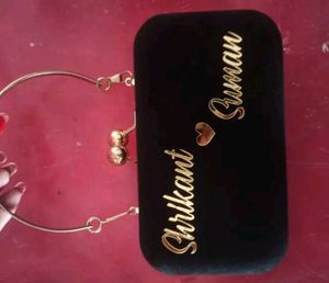 Customize Clutch....🎀