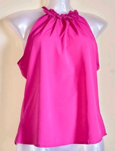 🆕 Piece Size Medium Pink Halter Top