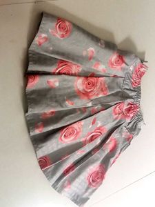 Rose Print Grey Skirt