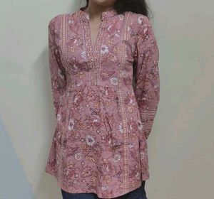 pink short kurta