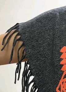 Elegant Grey Crop Top with Stylish Sleeves