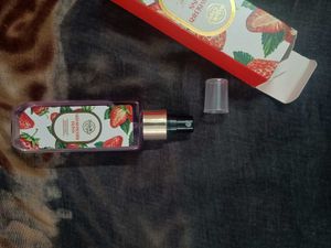 Body Mist ( Strawberry)