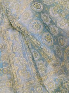 Beautiful Saree With Matching Blouse And Peticoat