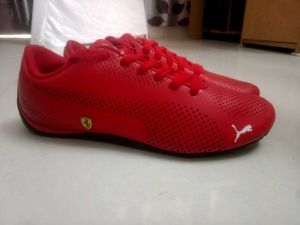 ✨💯 ORIGINAL🔥✨ PUMA FERRARI RED SNEAKERS ✨