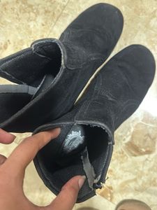 Black Boots