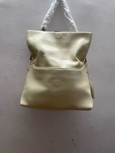Elegant Shoulder Bag