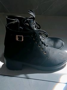 Black Boots