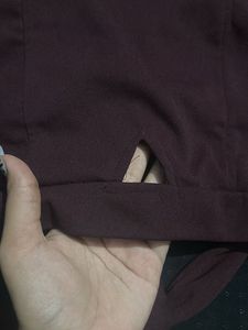 Crop Top With A Twist Bow