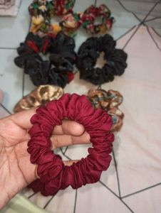 Scrunchie Set - Hair Accessories
