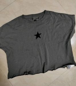 ★ Y2K Grey Cropped Top ★