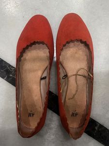 H&amp;M Orange Coral Bellies (size 41)