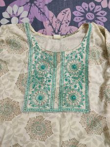 Floral Embroidered Kurti