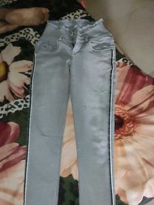 Grey Colour Jeans For Girls Check Description 1st