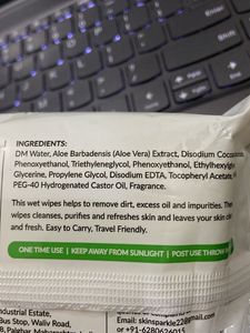 Makeup removing wipes