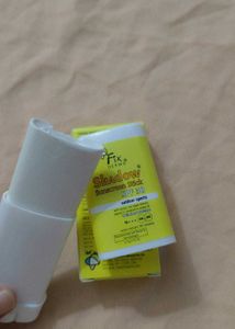 Fixderma Shadow SPF 50 Stick