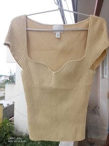 H&M Ribbed Knit Top