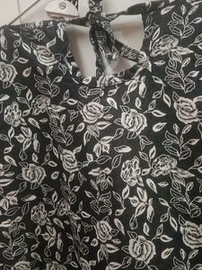 Girl's Beautiful Top 😍