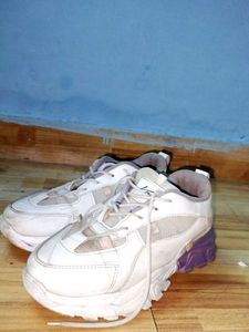 Stylish White Chunky Sneakers with Purple Sole